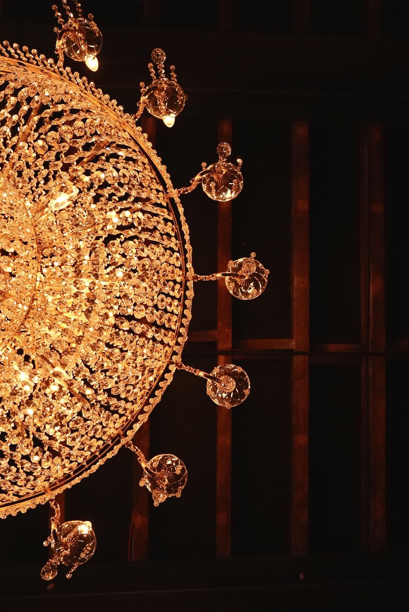 Falcone chandelier